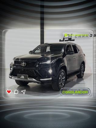 TOYOTA HILUX SW4 2.8 D-4D TURBO DIESEL SRX PLATINUM 7L 4X4 AUTOMÁTICO